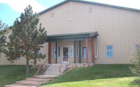 Entrance to Aspen Ridge Equine Hospital